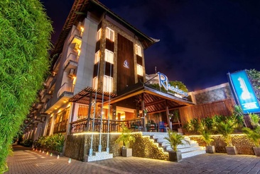 Rhadana Hotel