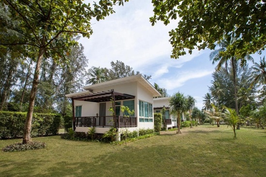 Kantary Beach Hotel Villas & Suites