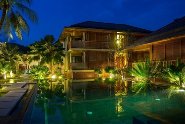 Dhevatara Beach Hotel