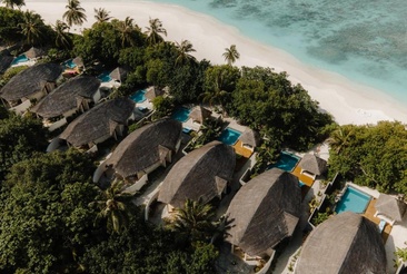 Furaveri Island Resort & Spa