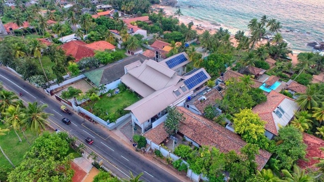 R Degrees Luxury Boutique Hotel