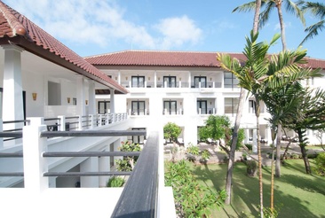 Legong Keraton Beach Hotel