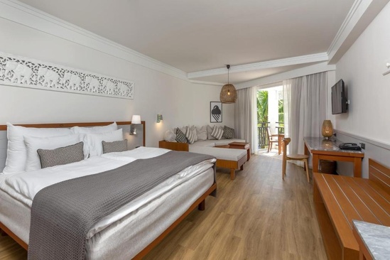Sunwing Resort & Spa Bangtao Beach
