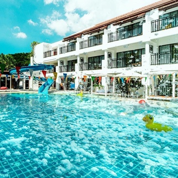 Holiday Inn Resort Phuket Karon Beach (Ex. Destination Karon) (Karon Beach)