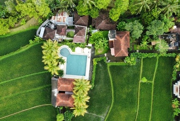 Atres Villa