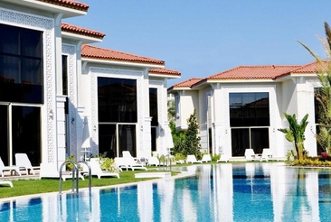 Paloma Oceana Resort