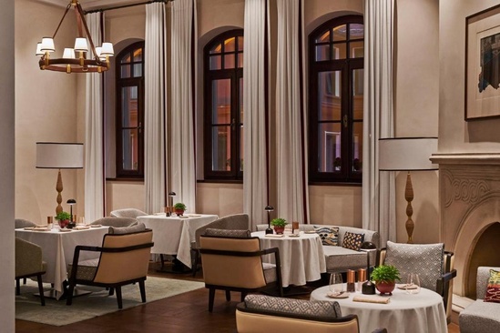 Four Seasons Hotel Istanbul At Sultanahmet - Special Class
