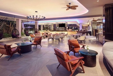 Grand Mercure Bali Seminyak