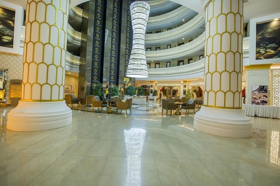 J'Adore Deluxe Hotel & Spa