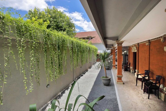 Dewi Sri Hotel