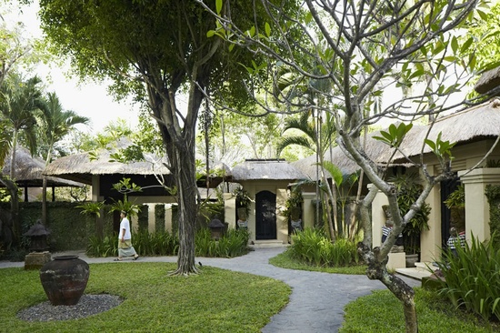 Kayumanis Sanur / Villas & Spa