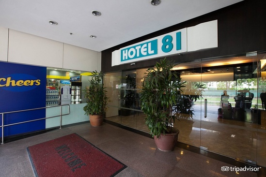 Hotel 81 Tristar