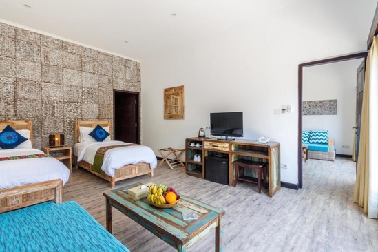 Kura Kura Beach Resort
