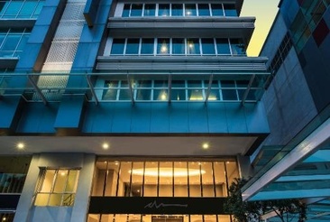 Manhattan Business Hotel