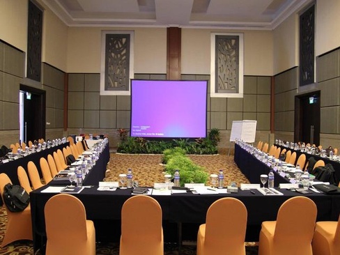 New Kuta Hotel By Lorin