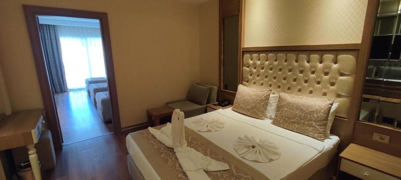 Oz Hotels Sui