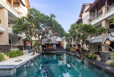 Fourteen Roses Beach Hotel