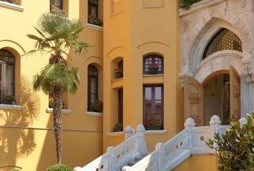 Four Seasons Hotel Istanbul At Sultanahmet - Special Class