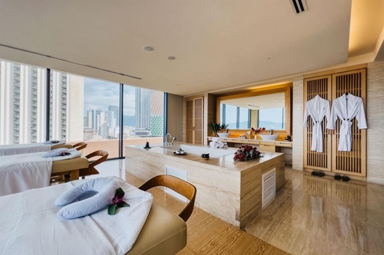 Sheraton Nha Trang Hotel & Spa