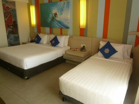 Bliss Surfer Hotel