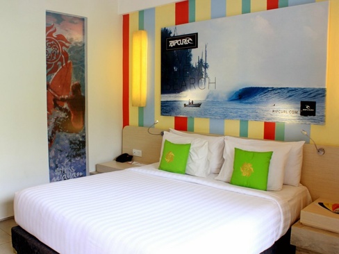 Bliss Surfer Hotel