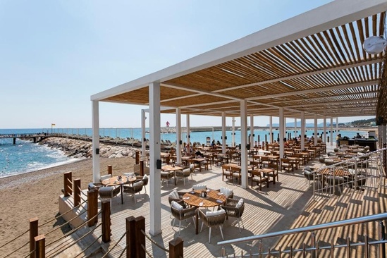 Rixos Sungate - The Land Of Legend Access