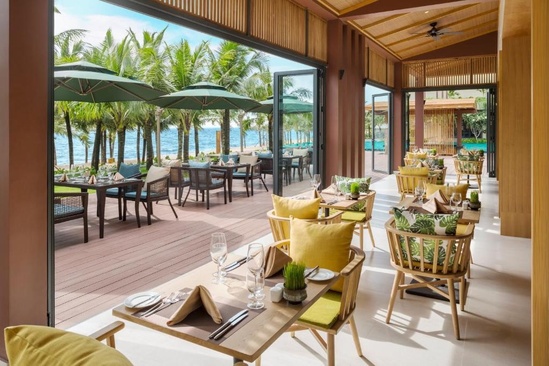 Dusit Princess Moonrise Beach Resort Phu Quoc