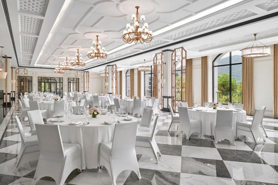 Nha Trang Marriott Resort & Spa, Hon Tre Island