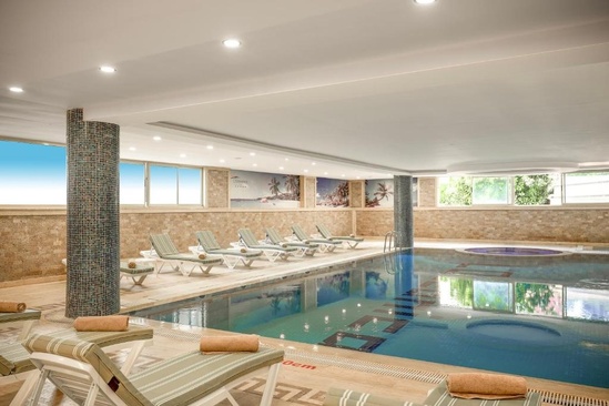 L`Oceanica Beach Resort Hotel