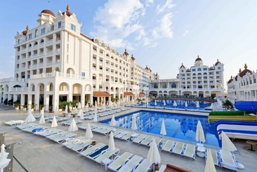 Oz Hotels Side Premium