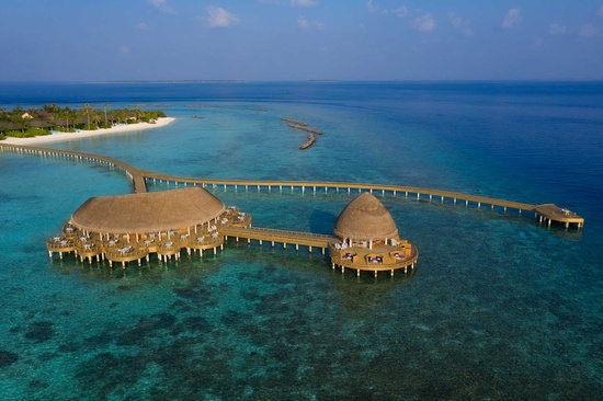 Emerald Faarufushi Resort & Spa