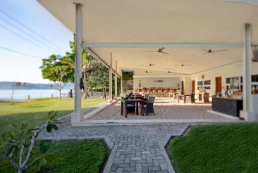 Kokomo Resort Gili Gede