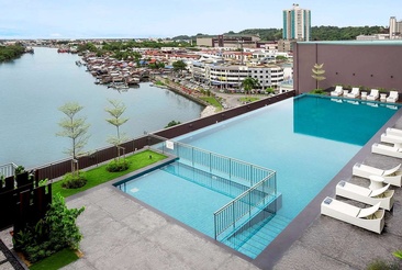 Pullman Miri Waterfront