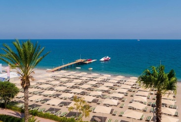 L`Oceanica Beach Resort Hotel