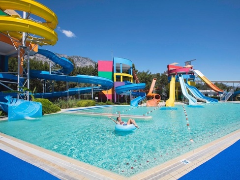 Rixos Sungate - The Land Of Legend Access