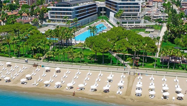 Acanthus Cennet Barut Collection