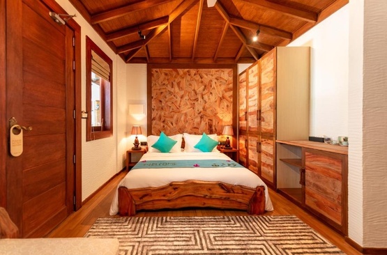 Island Luxury Boutique Hotel Fulhadhoo