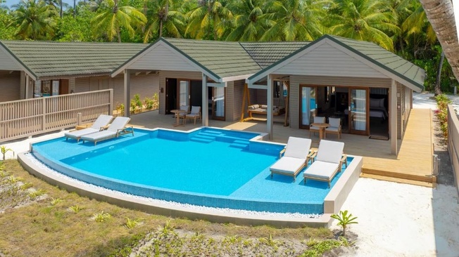 Meeru Maldives Resort Island