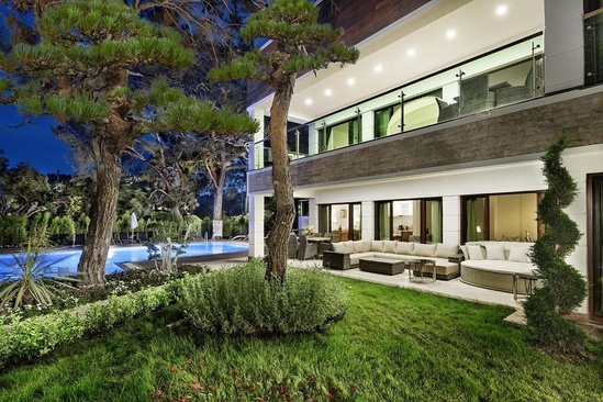  Nirvana Mediterranean Excellence