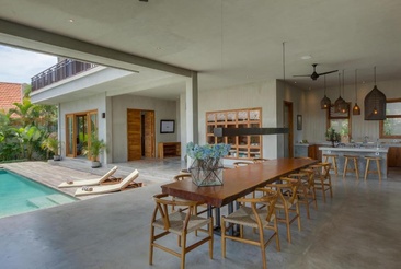 Zin Berawa Villas & Bungalows