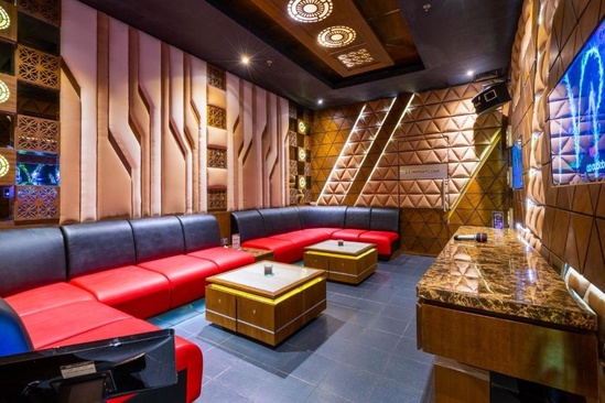 Vouk Hotel & Suites