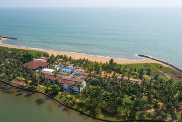 Avani Kalutara Resort
