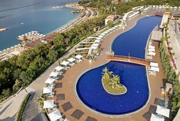 Titanic Luxury Collection Bodrum