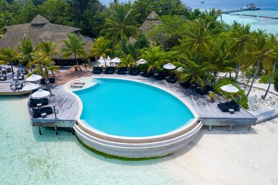 Komandoo Island Resort