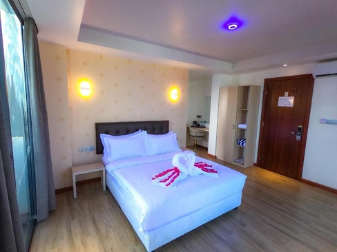 Ari Grand Hotel By Ui