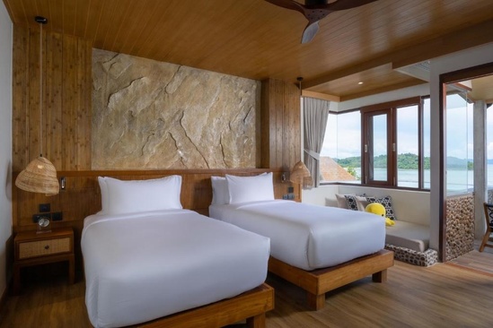 Sinae Phuket Luxury Hotel