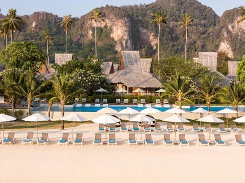 Saii Phi Phi Island Village