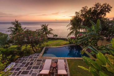 Aquamarine Beach Villas