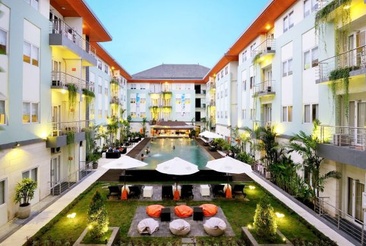 Harris Hotel & Residences Riverview - Kuta