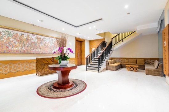 Vouk Hotel & Suites